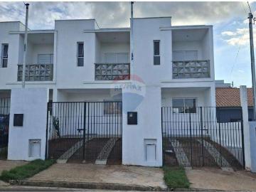 Casa / Sobrado para Venda em Monte Sião/MG Centro 2 Quartos