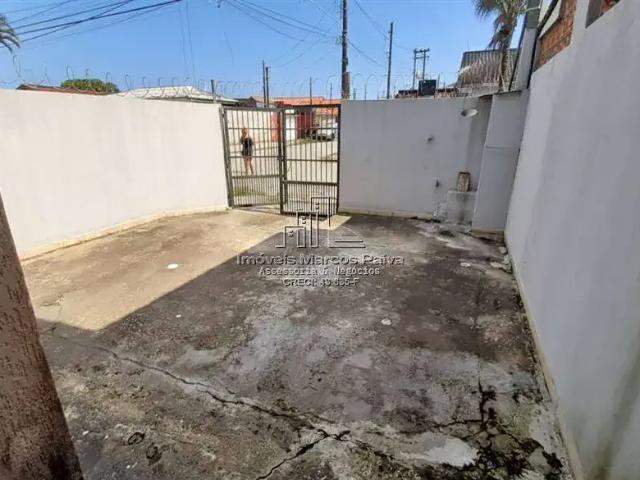 Casa / Sobrado para Venda em Mongaguá/SP Nossa Senhora de Fatima 2 Quartos