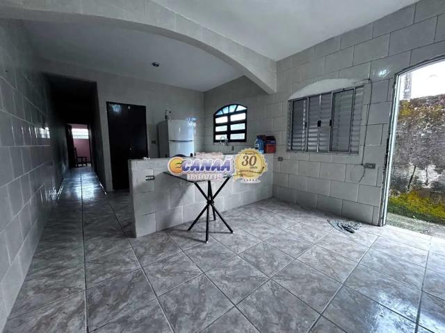 Casa / Sobrado para Venda em Mongaguá/SP Agenor de Campos 5 Quartos