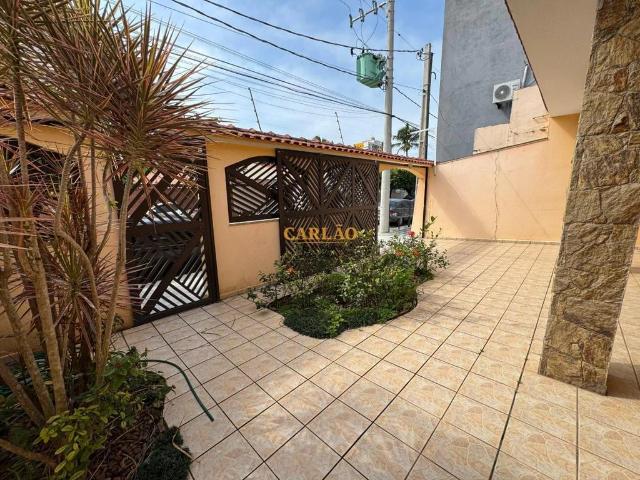 Casa / Sobrado para Venda em Mongaguá/SP Centro 4 Quartos