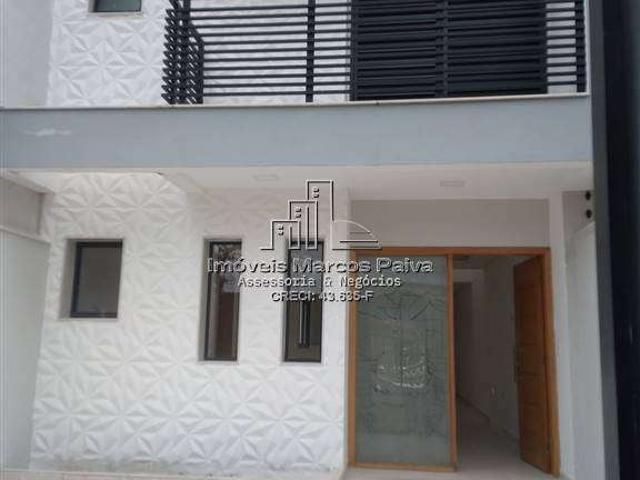 Casa / Sobrado para Venda em Mongaguá/SP Jardim Aguapeu 3 Quartos