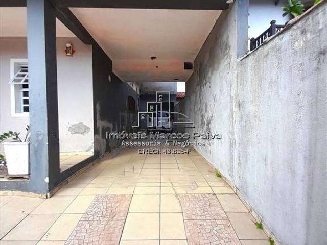 Casa / Sobrado para Venda em Mongaguá/SP Jardim Aguapeu 3 Quartos