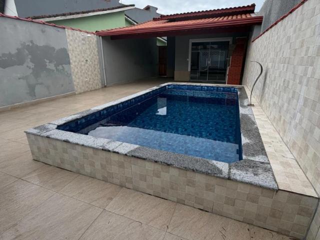 Casa / Sobrado para Venda em Mongaguá/SP Parque Verde Mar 3 Quartos