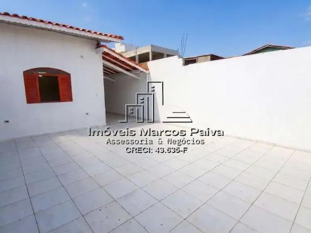 Casa / Sobrado para Venda em Mongaguá/SP Plataforma 3 Quartos