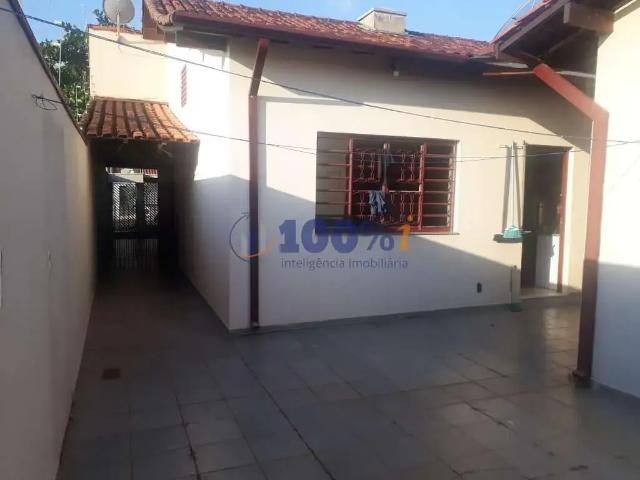 Casa / Sobrado para Venda em Mogi Mirim/SP Jardim Lago 3 Quartos