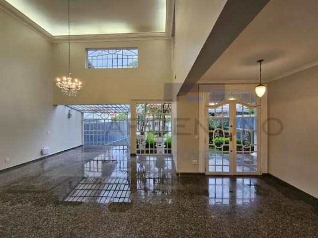 Casa / Sobrado para Venda em Mogi das Cruzes/SP Vila Oliveira 4 Quartos
