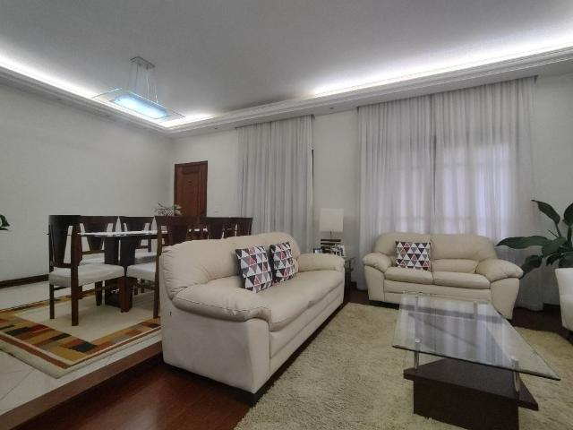 Casa / Sobrado para Venda em Mogi das Cruzes/SP Vila Oliveira 4 Quartos