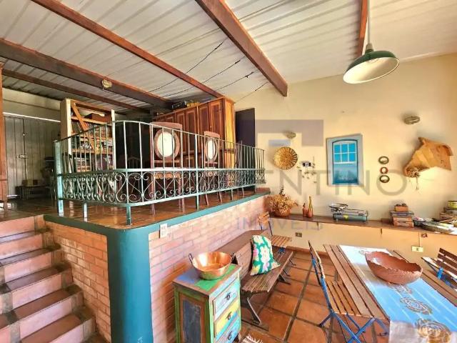 Casa / Sobrado para Venda em Mogi das Cruzes/SP Vila Oliveira 4 Quartos