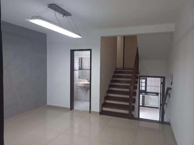 Casa / Sobrado para Venda em Mogi das Cruzes/SP Vila Caputera 3 Quartos