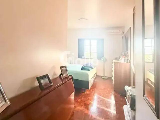 Casa / Sobrado para Venda em Mogi das Cruzes/SP Vila Lavínia 4 Quartos