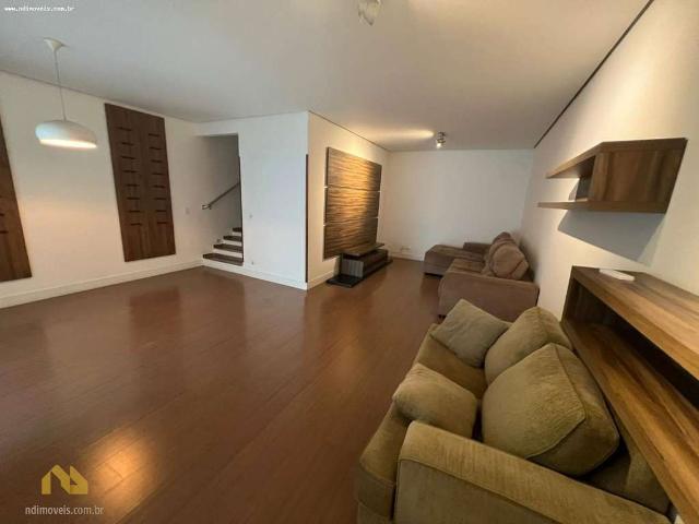 Casa / Sobrado para Venda em Mogi das Cruzes/SP Vila Suissa 3 Quartos