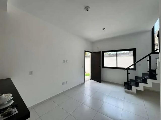 Casa / Sobrado para Venda em Mogi das Cruzes/SP Vila São Paulo 2 Quartos