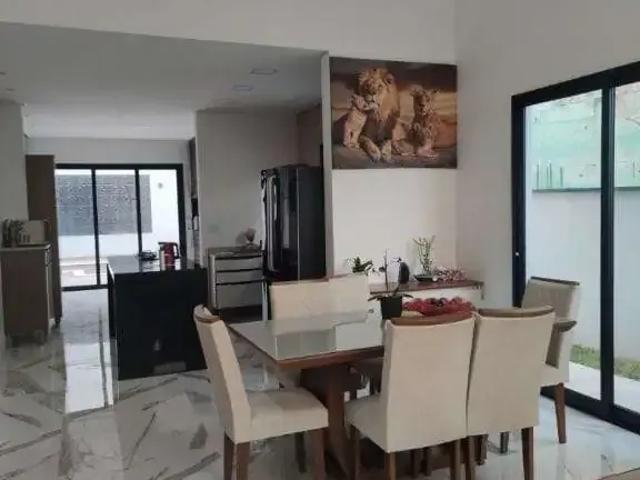 Casa / Sobrado para Venda em Mogi das Cruzes/SP Cidade Parquelandia 3 Quartos