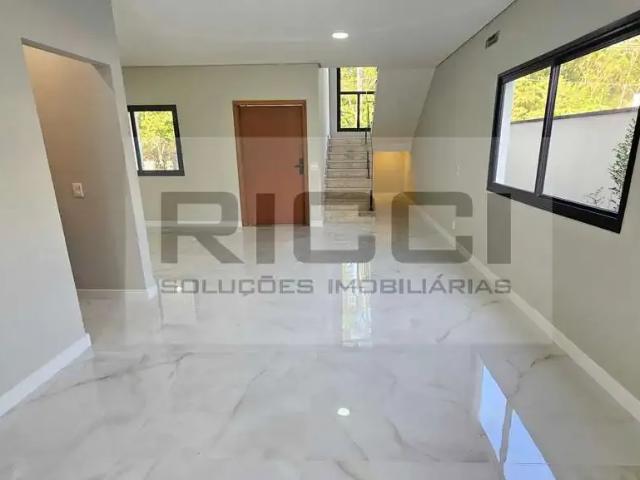 Casa / Sobrado para Venda em Mogi das Cruzes/SP Fazenda Rodeio 4 Quartos