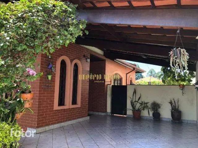 Casa / Sobrado para Venda em Mogi das Cruzes/SP Parque Santana 3 Quartos