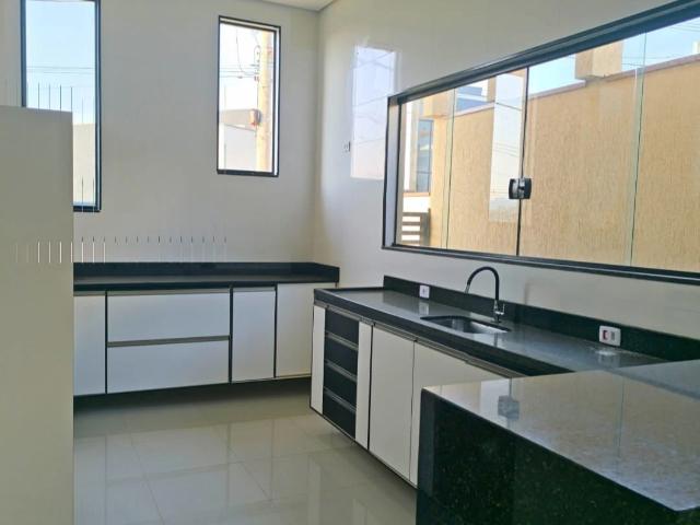 Casa / Sobrado para Venda em Mogi das Cruzes/SP Sabaúna 3 Quartos