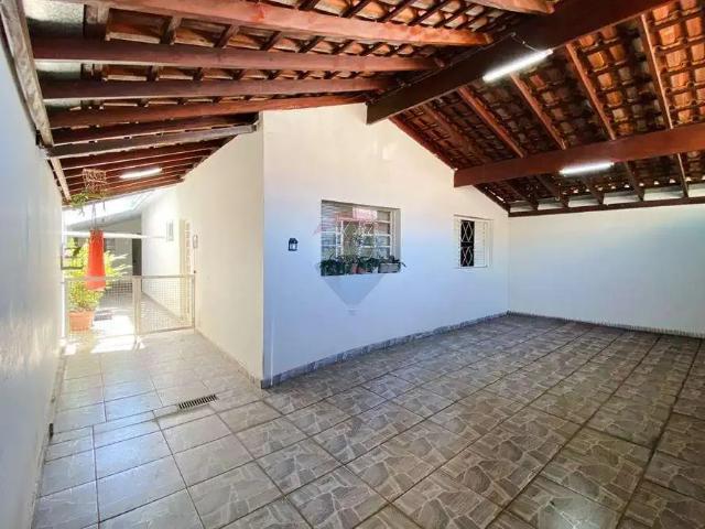 Casa / Sobrado para Venda em Mogi Guaçu/SP Jardim Novo Itacolomi 3 Quartos