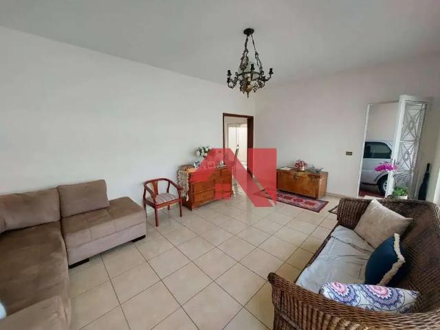 Casa / Sobrado para Venda em Mogi Guaçu/SP Jardim Itacolomi 3 Quartos