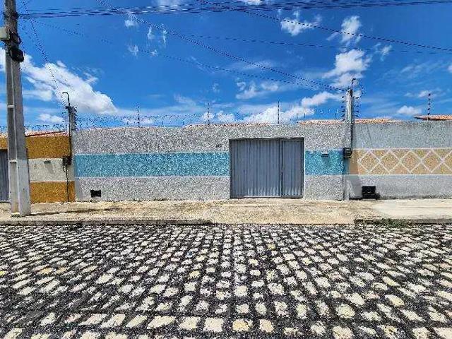 Casa / Sobrado para Venda em Mossoró/RN Santa Júlia 2 Quartos