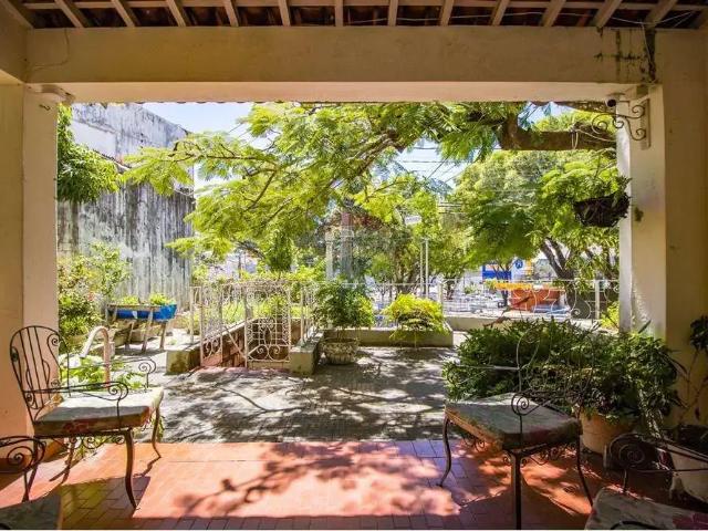 Casa / Sobrado para Venda em Natal/RN Barro Vermelho 5 Quartos