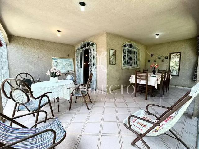 Casa / Sobrado para Venda em Natal/RN Candelária 3 Quartos