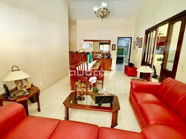 Casa / Sobrado para Venda em Natal/RN Candelária 3 Quartos