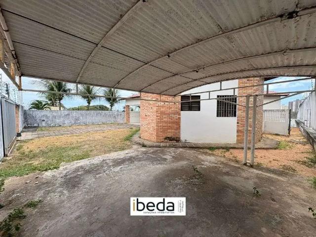 Casa / Sobrado para Venda em Natal/RN Candelária 3 Quartos