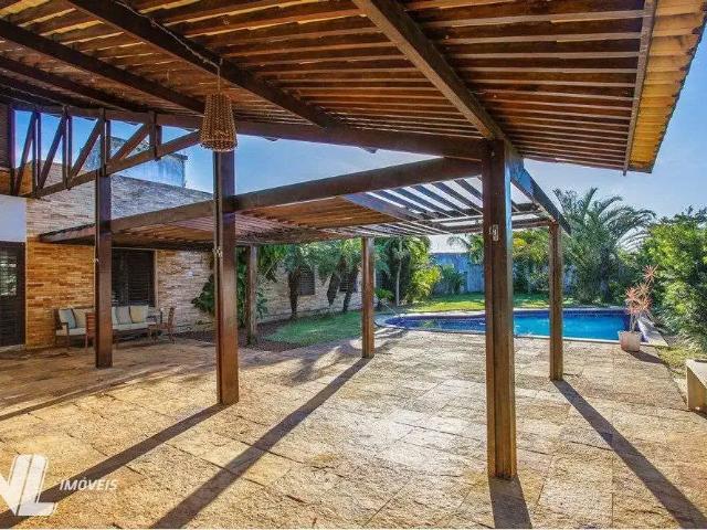 Casa / Sobrado para Venda em Natal/RN Candelária 4 Quartos