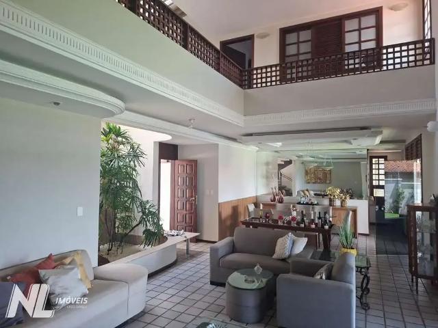 Casa / Sobrado para Venda em Natal/RN Candelária 4 Quartos