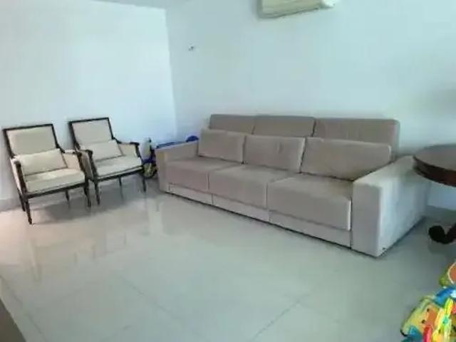 Casa / Sobrado para Venda em Natal/RN Candelária 5 Quartos