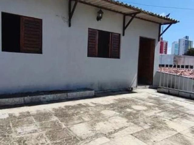 Casa / Sobrado para Venda em Natal/RN Lagoa Nova 3 Quartos