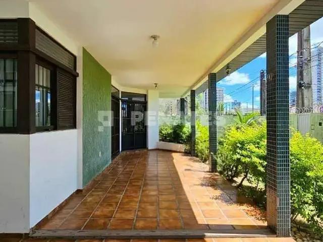 Casa / Sobrado para Venda em Natal/RN Lagoa Nova 3 Quartos