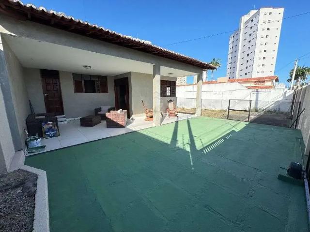 Casa / Sobrado para Venda em Natal/RN Lagoa Nova 3 Quartos