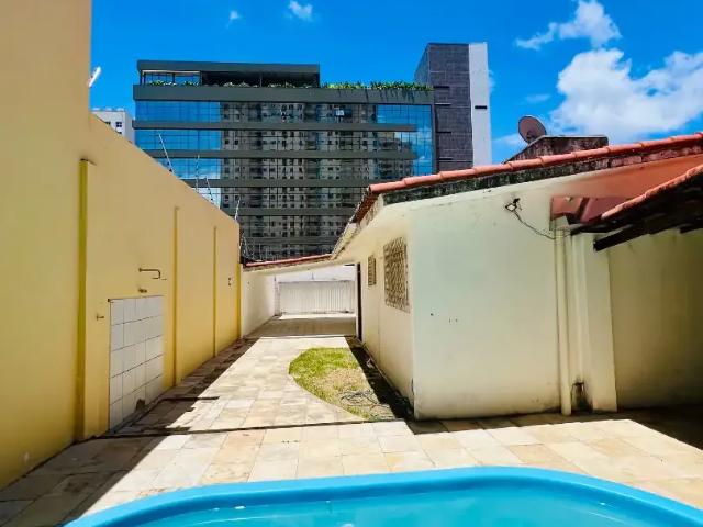 Casa / Sobrado para Venda em Natal/RN Lagoa Nova 4 Quartos
