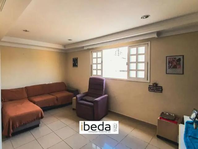 Casa / Sobrado para Venda em Natal/RN Lagoa Nova 4 Quartos