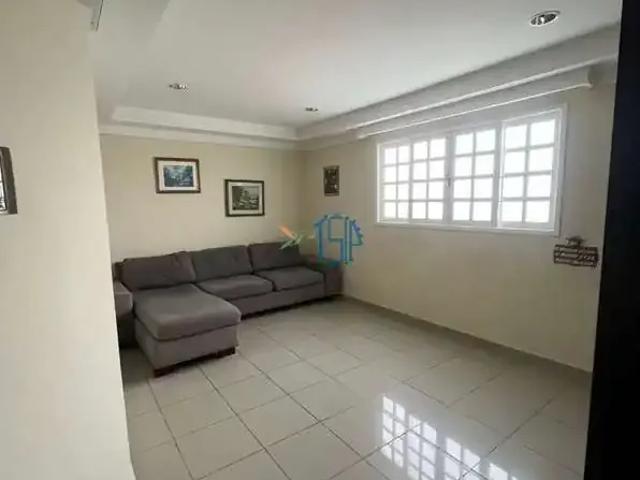Casa / Sobrado para Venda em Natal/RN Lagoa Nova 4 Quartos