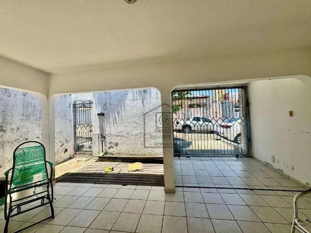 Casa / Sobrado para Venda em Natal/RN Lagoa Nova 4 Quartos