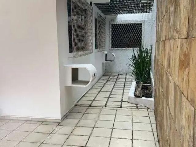 Casa / Sobrado para Venda em Natal/RN Lagoa Nova 4 Quartos