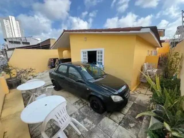 Casa / Sobrado para Venda em Natal/RN Lagoa Nova 4 Quartos