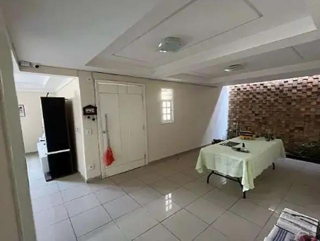 Casa / Sobrado para Venda em Natal/RN Lagoa Nova 4 Quartos