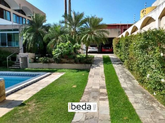 Casa / Sobrado para Venda em Natal/RN Lagoa Nova 4 Quartos
