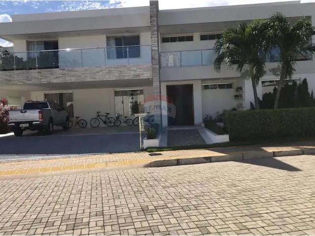 Casa / Sobrado para Venda em Natal/RN Lagoa Nova 4 Quartos