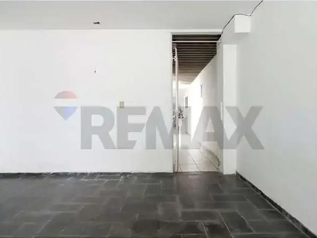 Casa / Sobrado para Venda em Natal/RN Lagoa Nova 5 Quartos