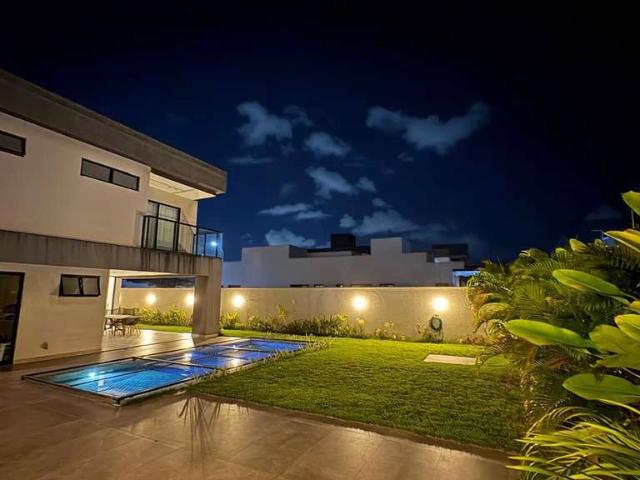 Casa / Sobrado para Venda em Natal/RN Lagoa Seca 4 Quartos