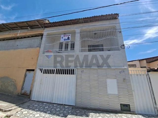 Casa / Sobrado para Venda em Natal/RN Pajuçara 4 Quartos