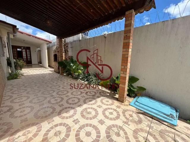 Casa / Sobrado para Venda em Natal/RN Pitimbu 5 Quartos