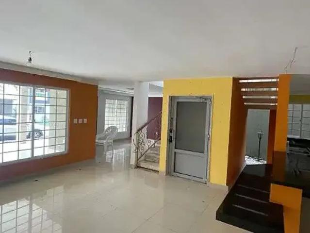 Casa / Sobrado para Venda em Natal/RN Pitimbu 3 Quartos