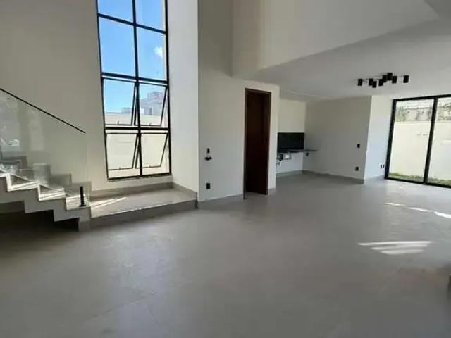 Casa / Sobrado para Venda em Natal/RN Pitimbu 4 Quartos