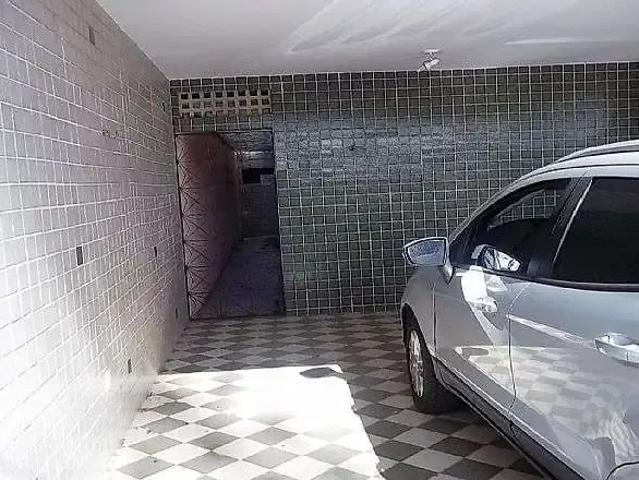 Casa / Sobrado para Venda em Natal/RN Pitimbu 4 Quartos