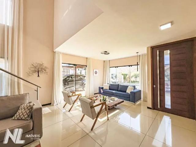 Casa / Sobrado para Venda em Natal/RN Candelária 4 Quartos